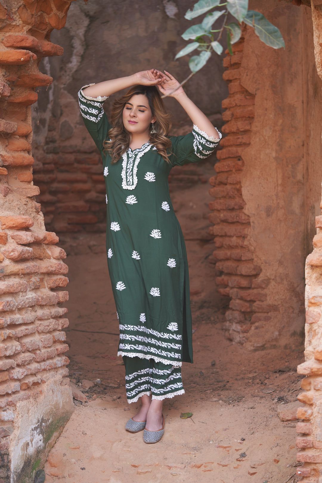 Mehndi Green Rayon Chikankari Kurta Pant Set