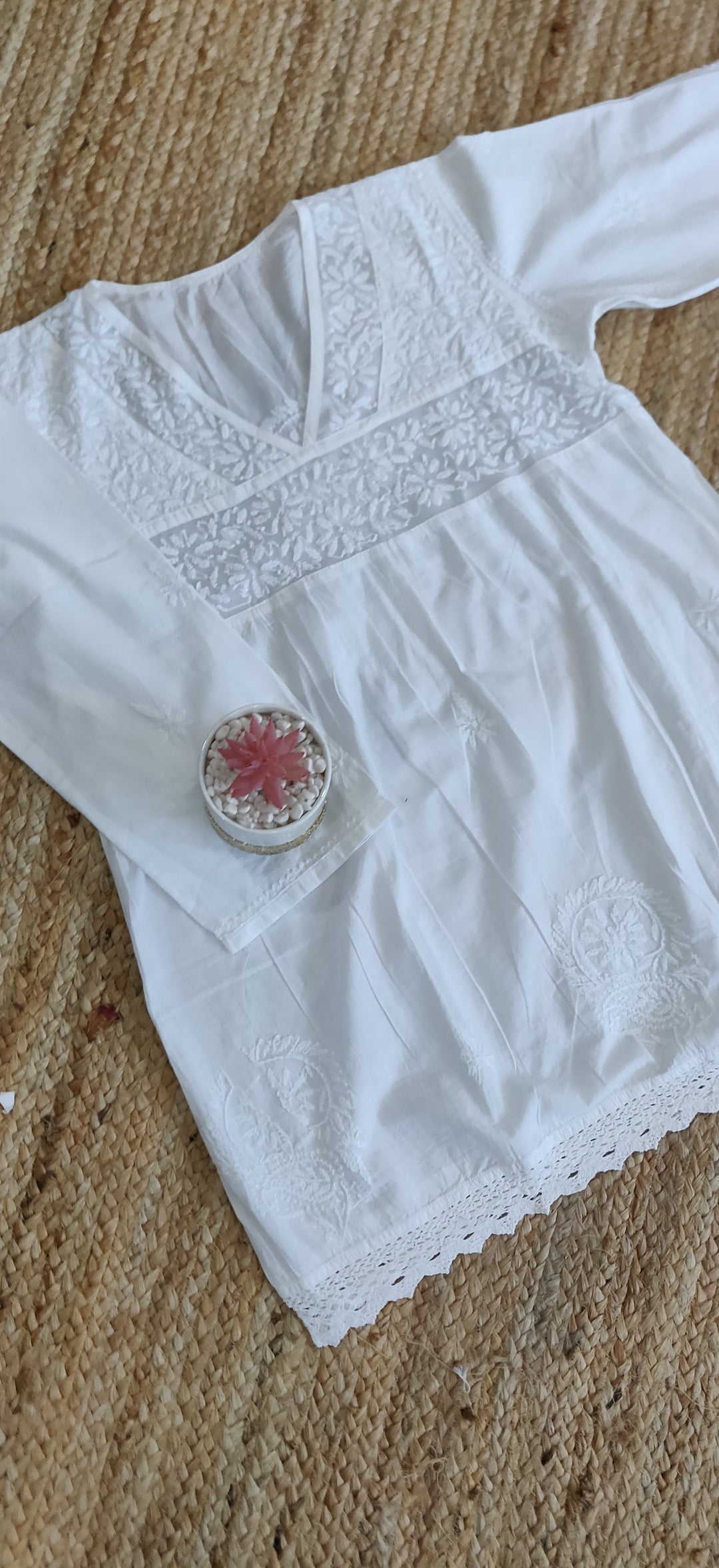 White Cotton Chikankari Short kurta