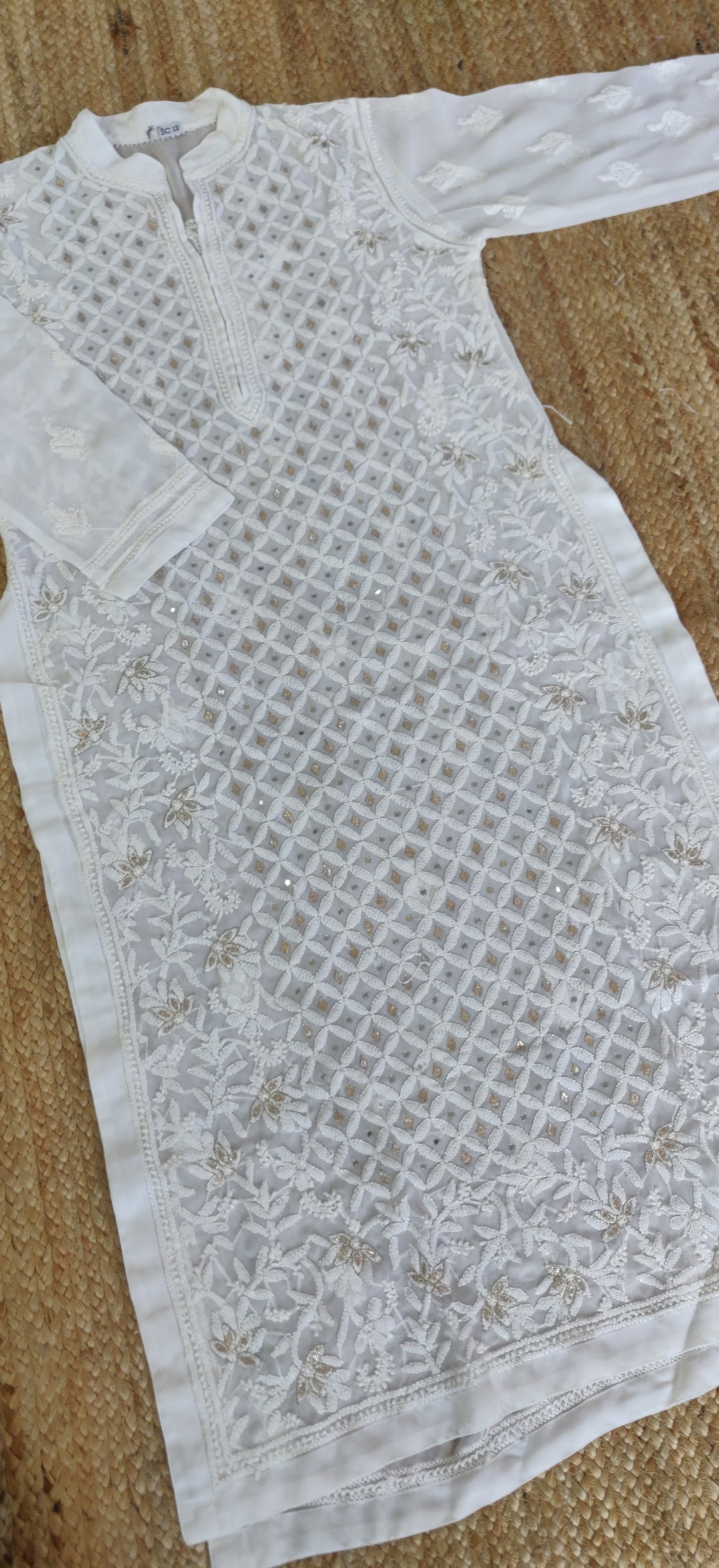 White Pure Georgette Chikankari kurta