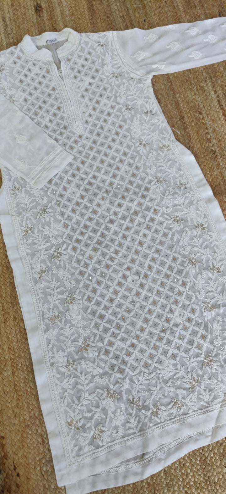 White Pure Georgette Chikankari kurta