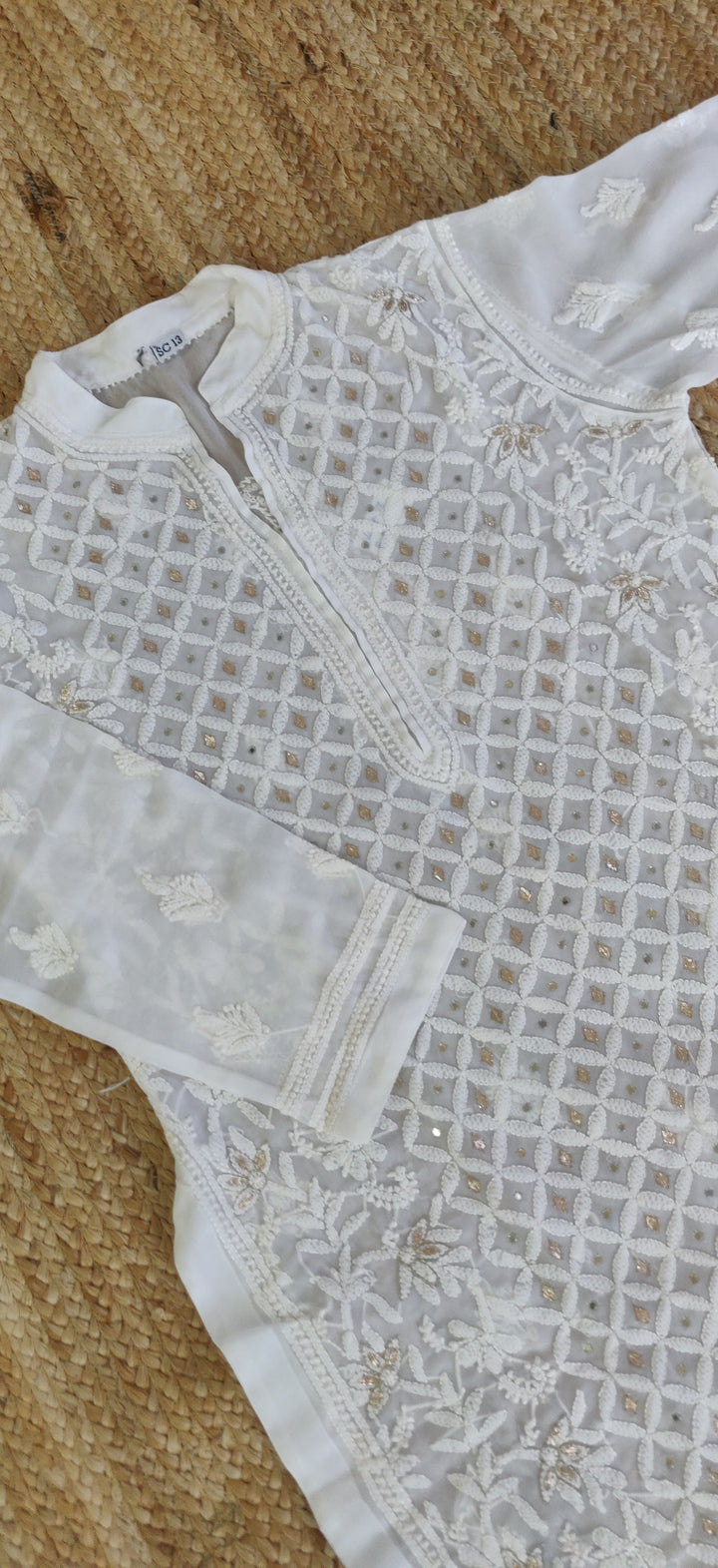White Pure Georgette Chikankari kurta
