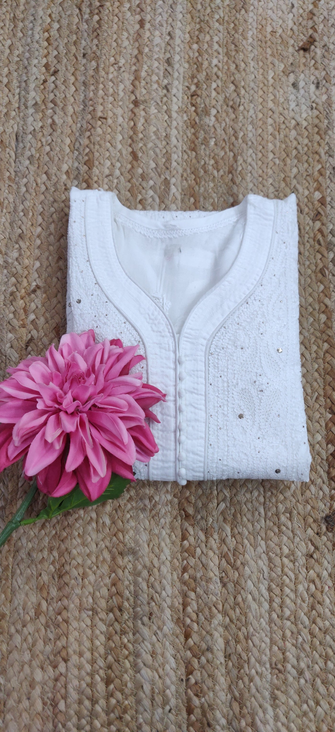 White Cotton Chikankari Kurta