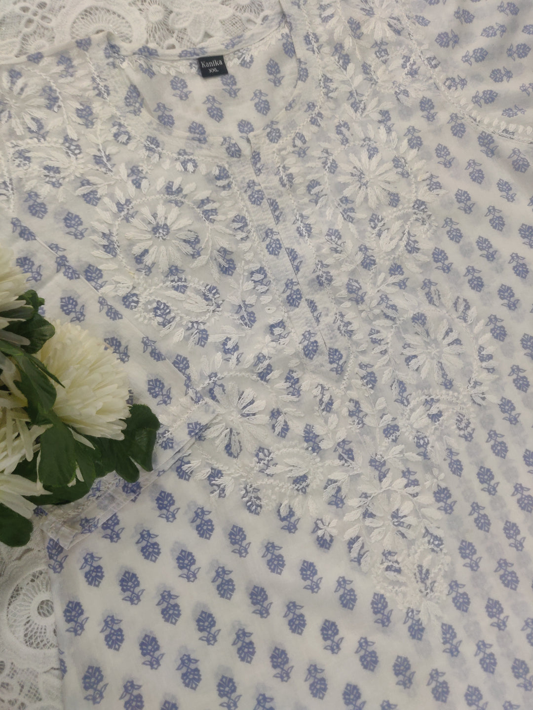 White Cotton Chikankari kurta