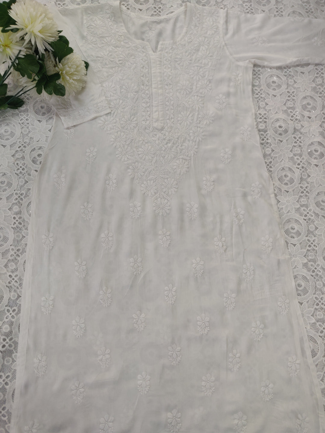 White Cotton Chikankari kurta