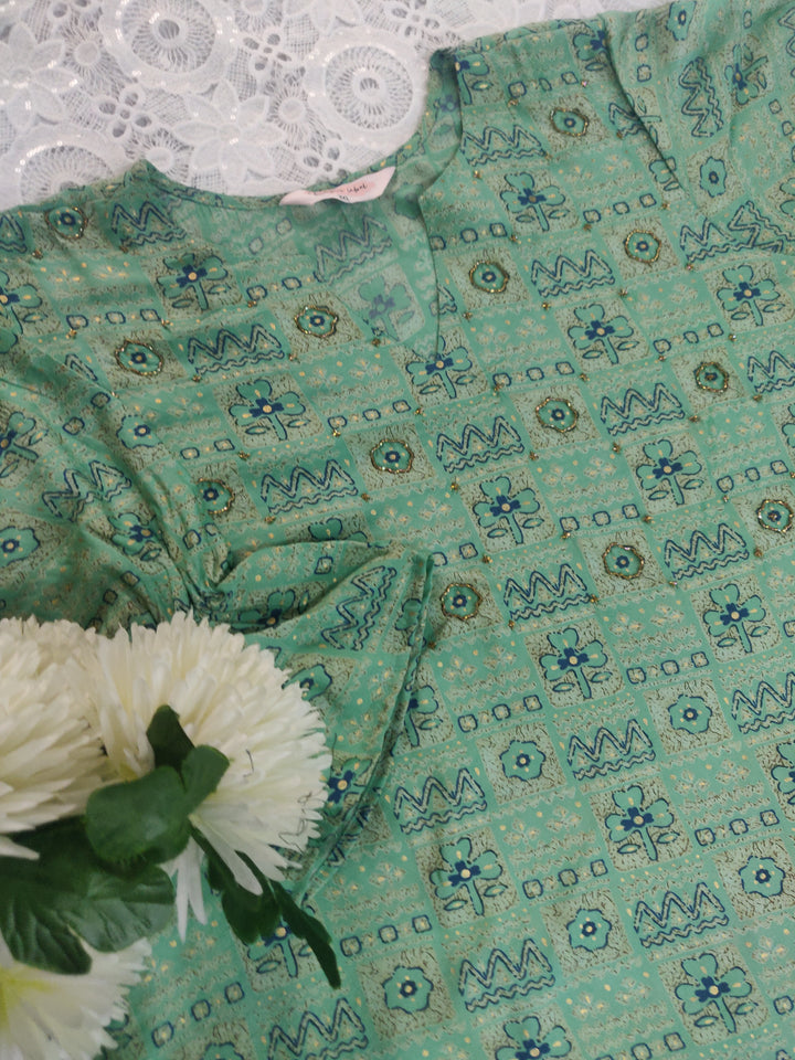 Green Printed Cotton Short kurta