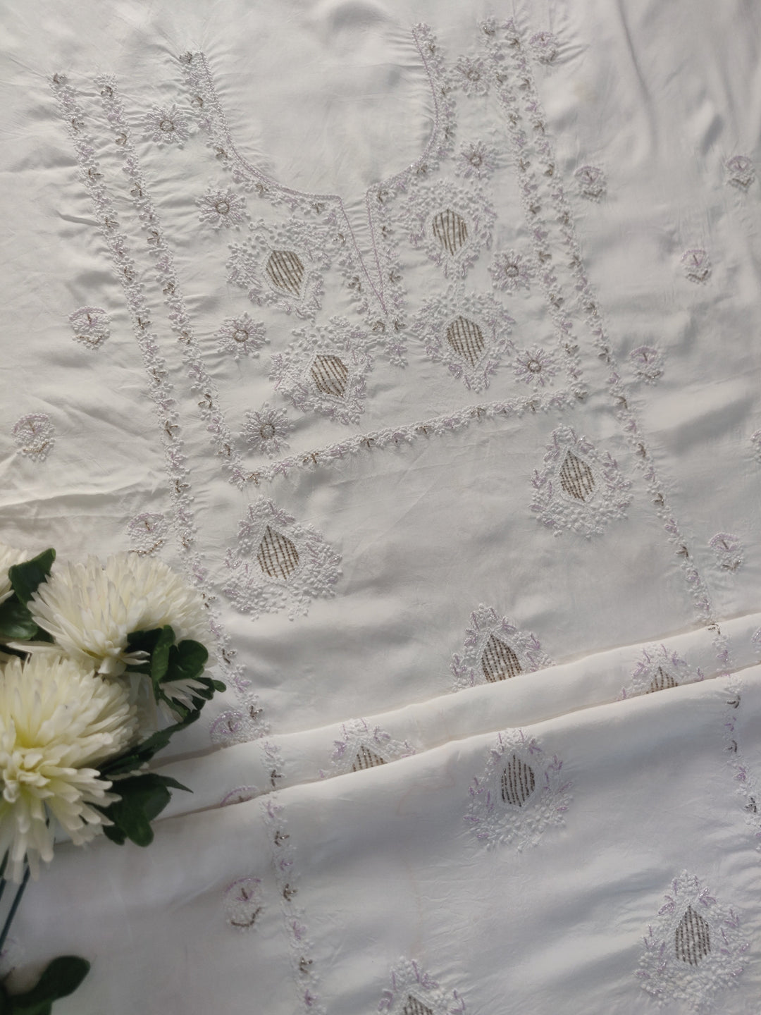 White Mul Chikankari kurta Dupatta Fabric