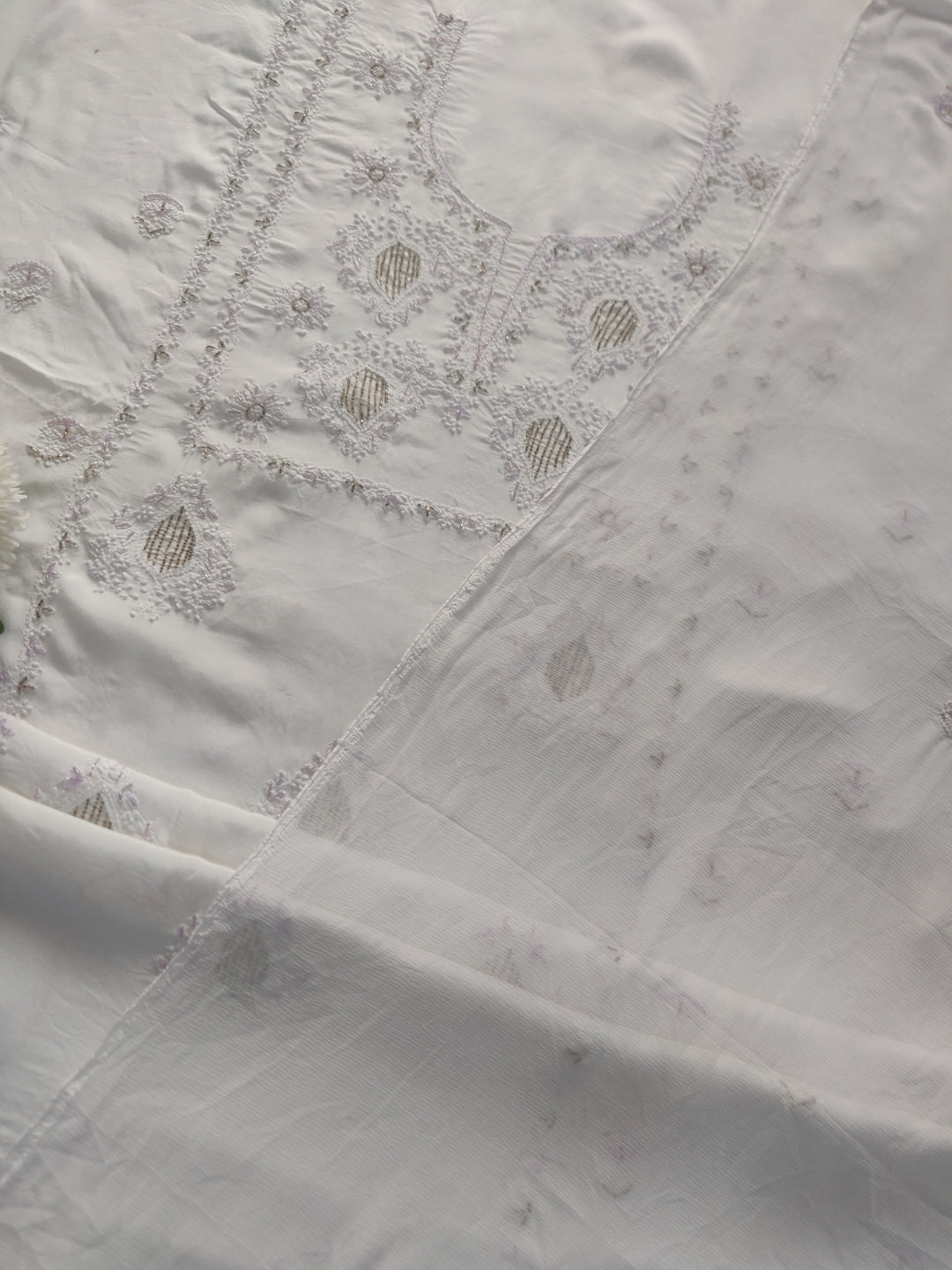 White Mul Chikankari kurta Dupatta Fabric