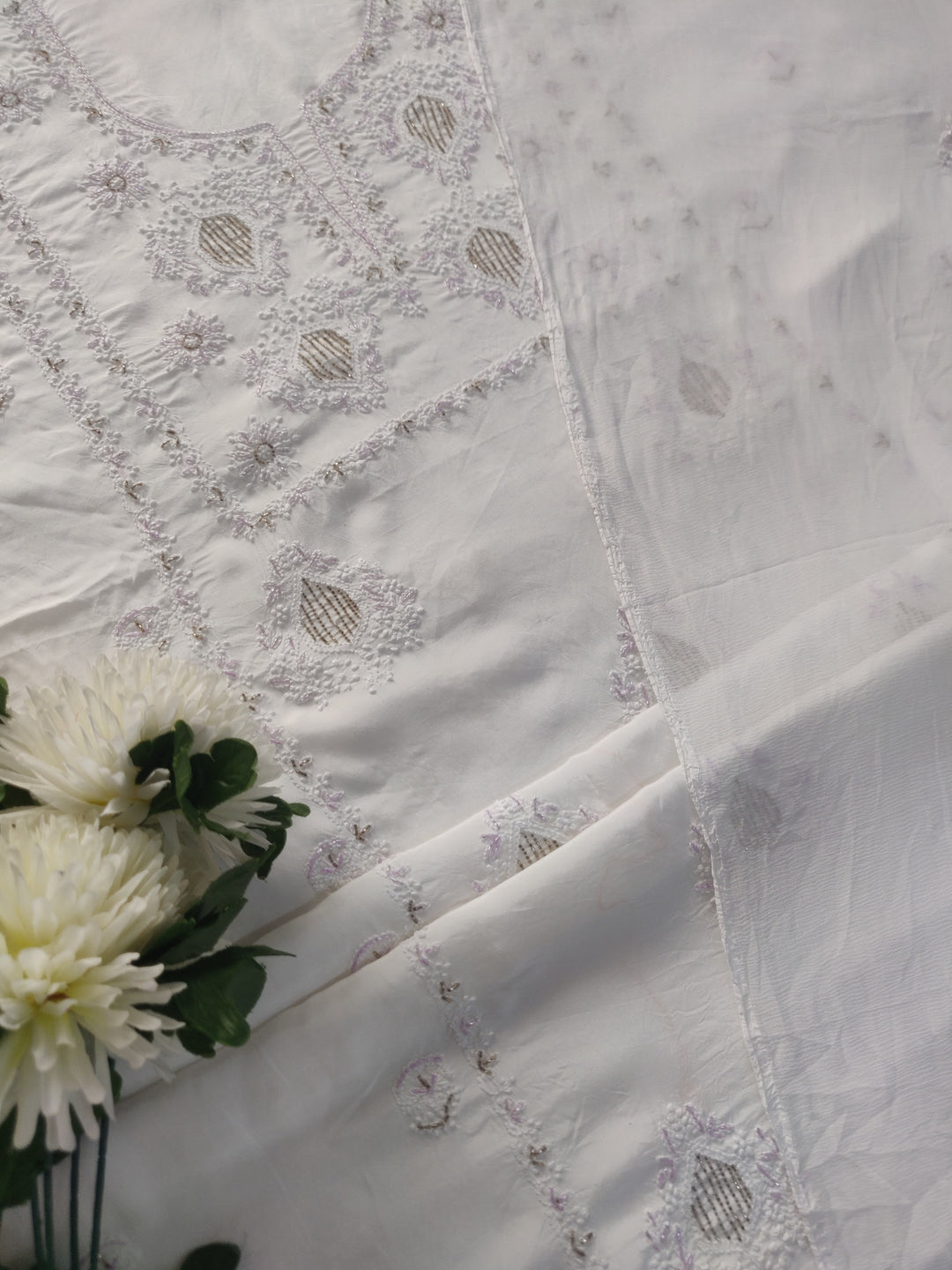 White Mul Chikankari kurta Dupatta Fabric