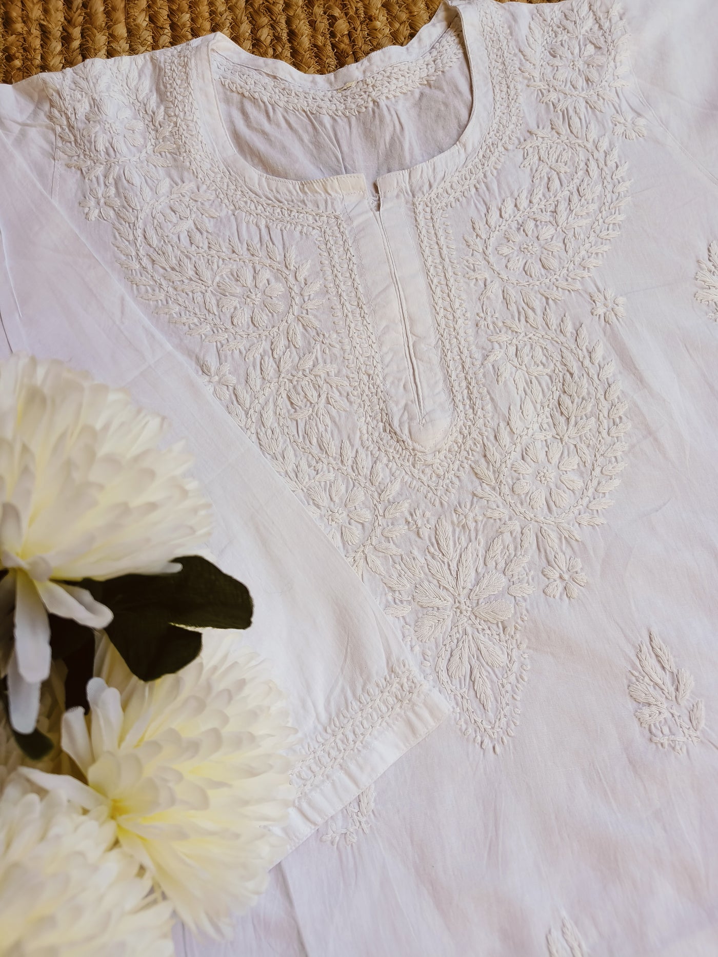 White Cotton Chikankari Short kurta