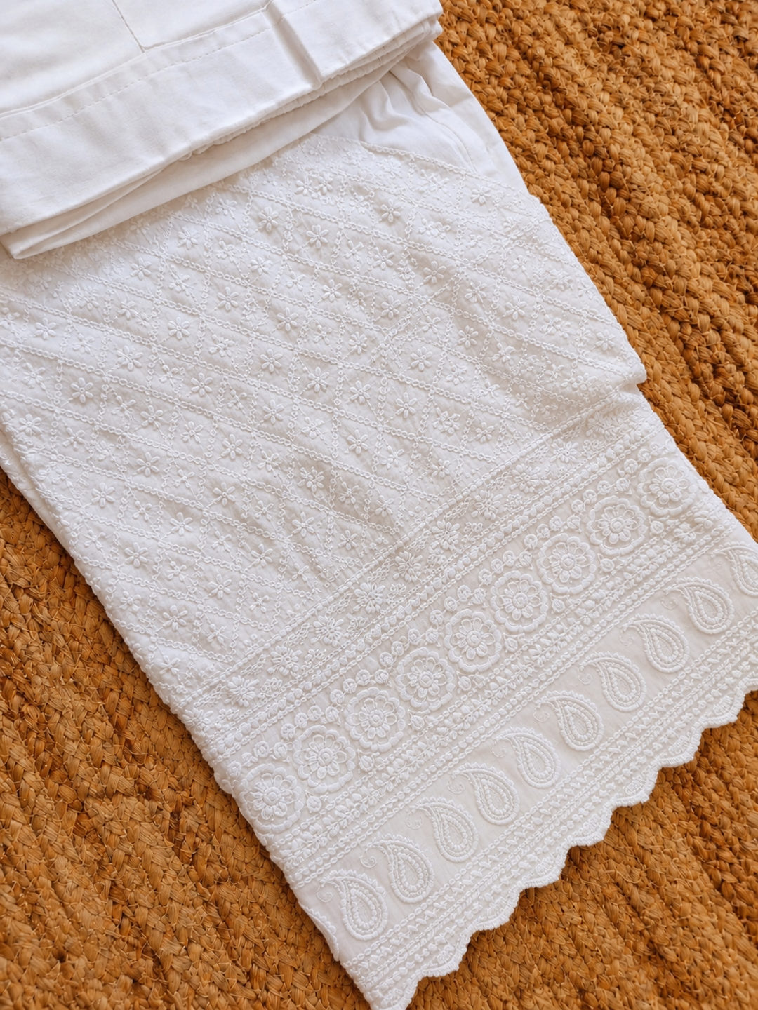 White Cotton Chikankari pant