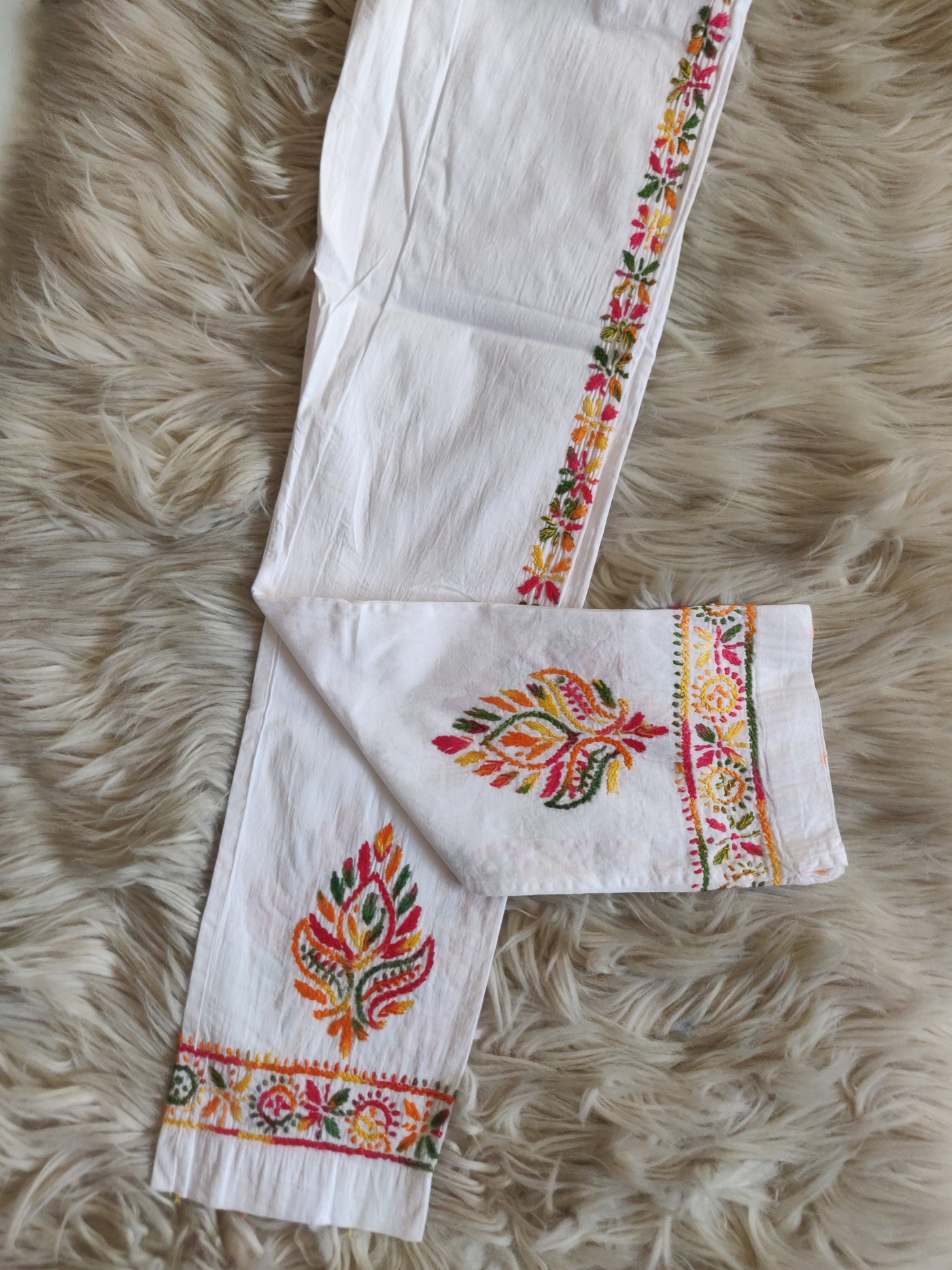 White Cotton chikankari Pant