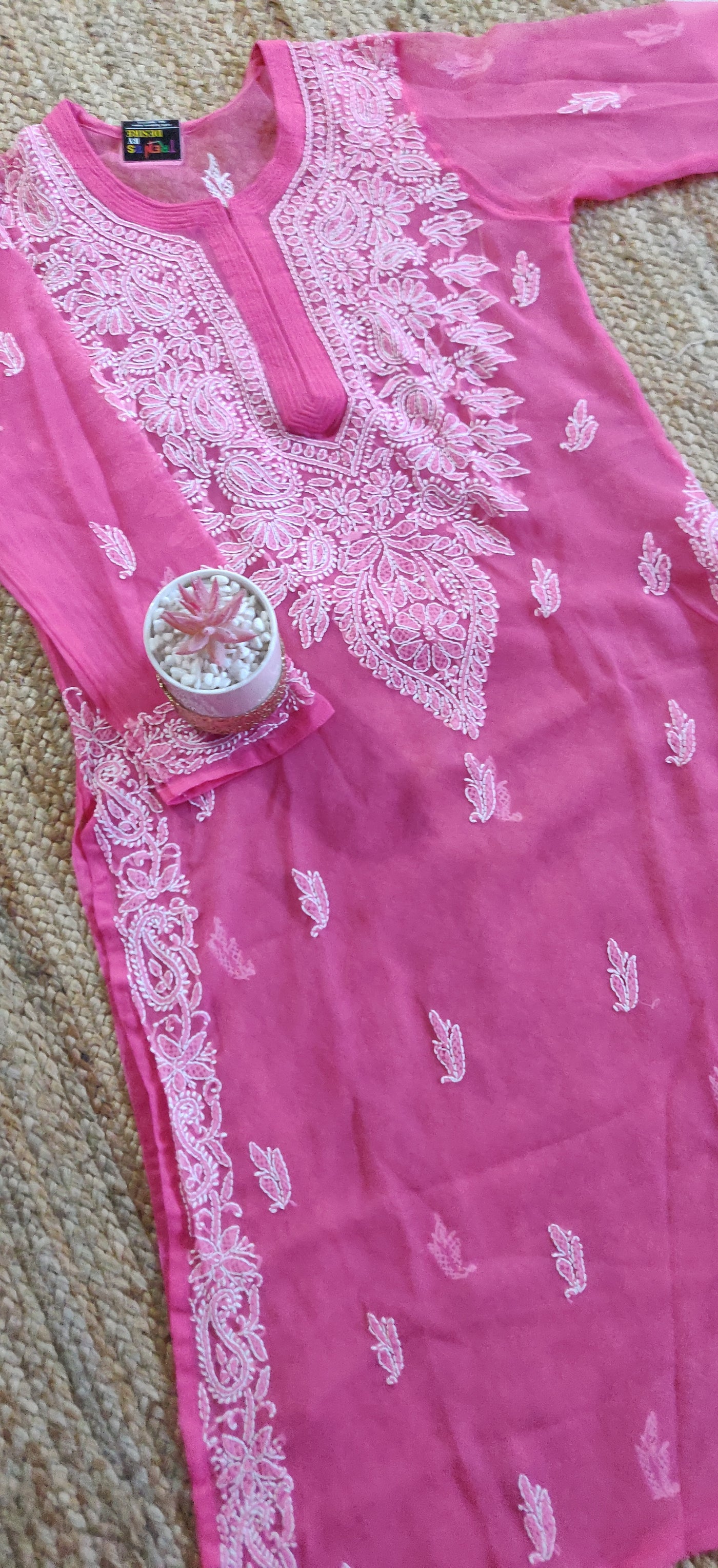 Pink Georgette chikankari kurta