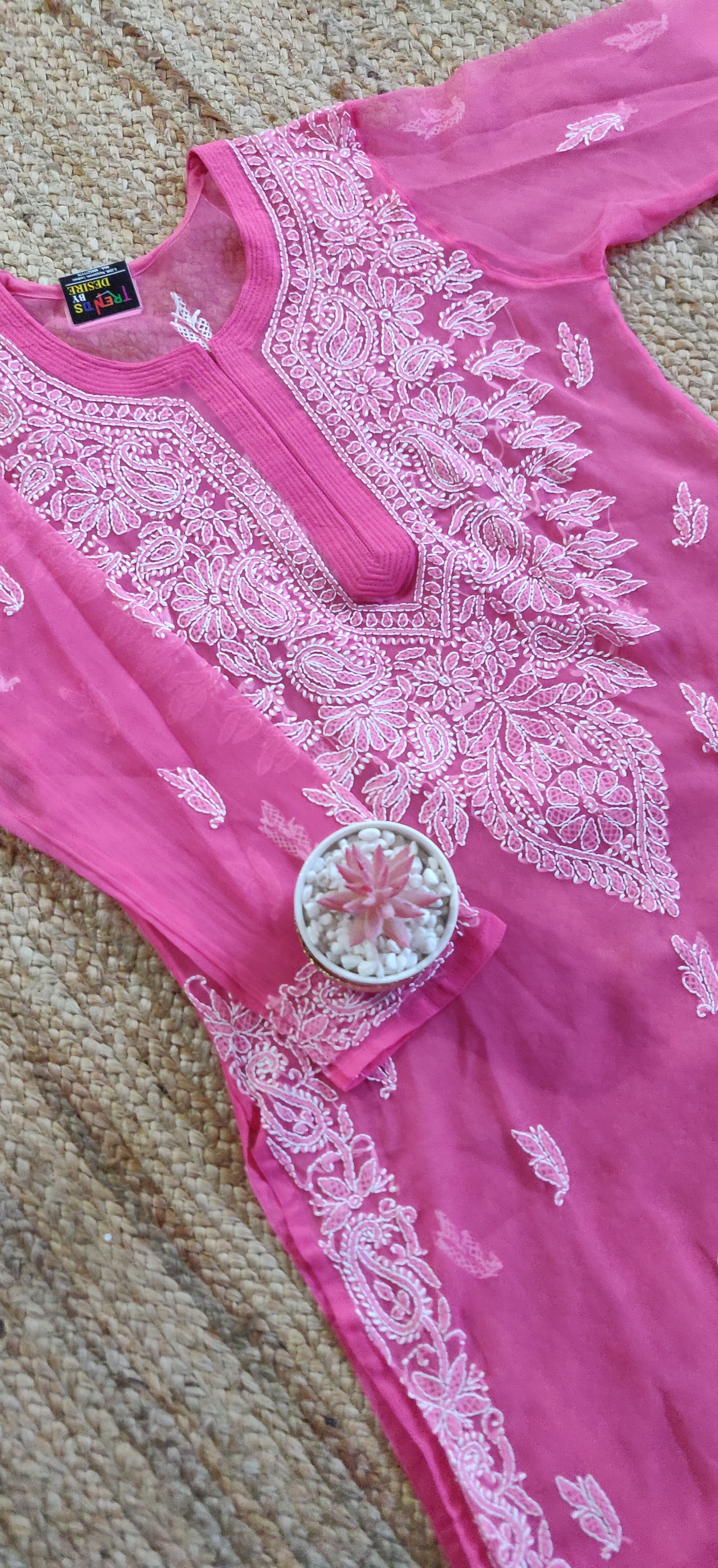 Pink Georgette chikankari kurta