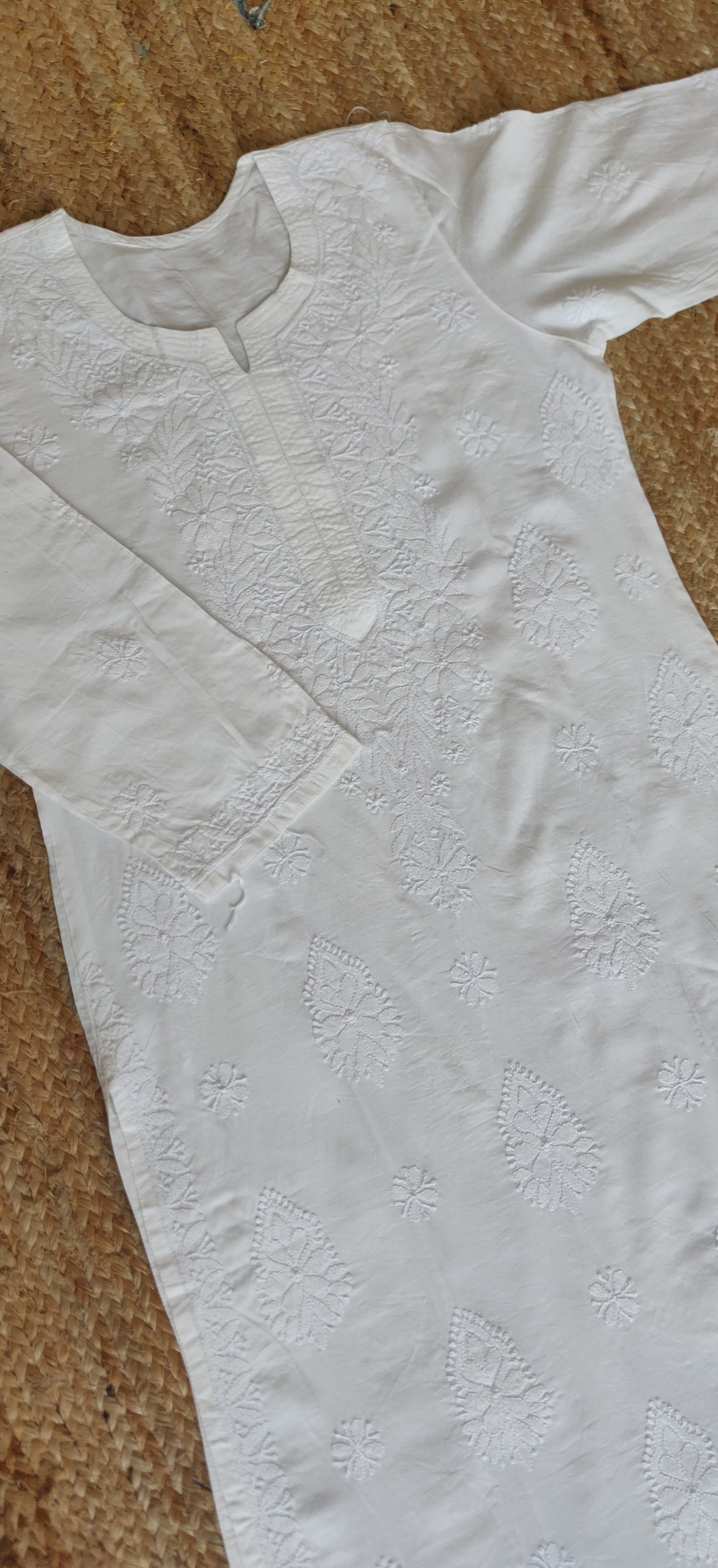 White Cotton Chikankari Kurta