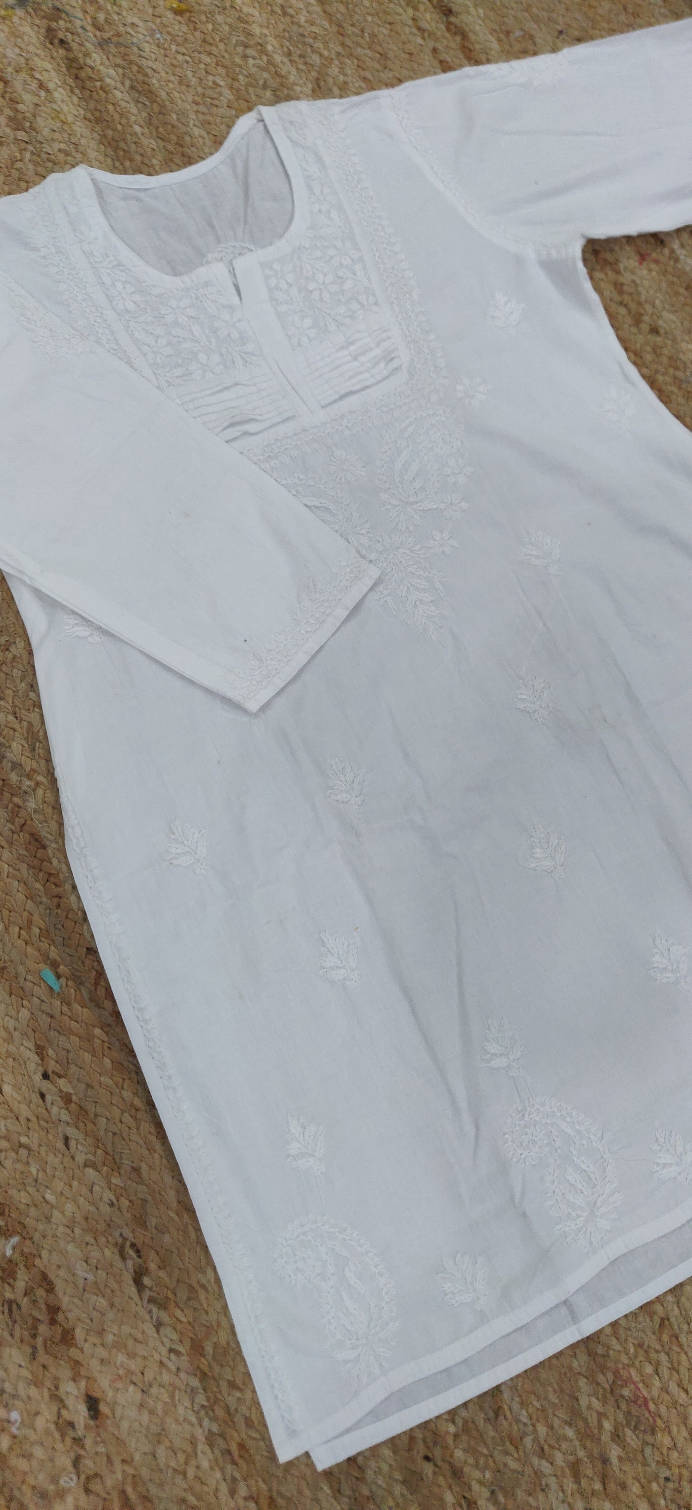 White Cotton Chikankari Kurta